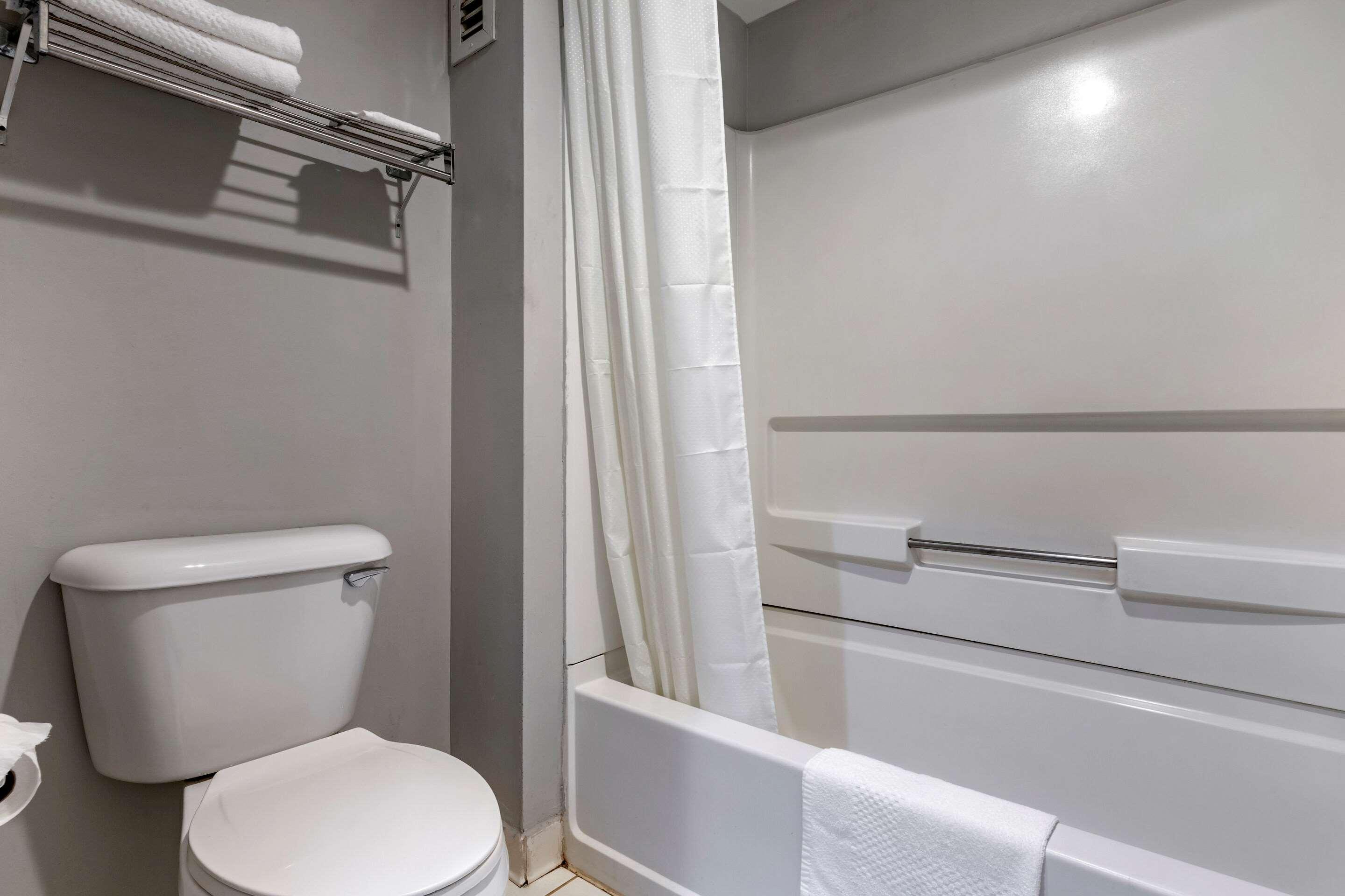 Econo Lodge St. Stephen Ngoại thất bức ảnh