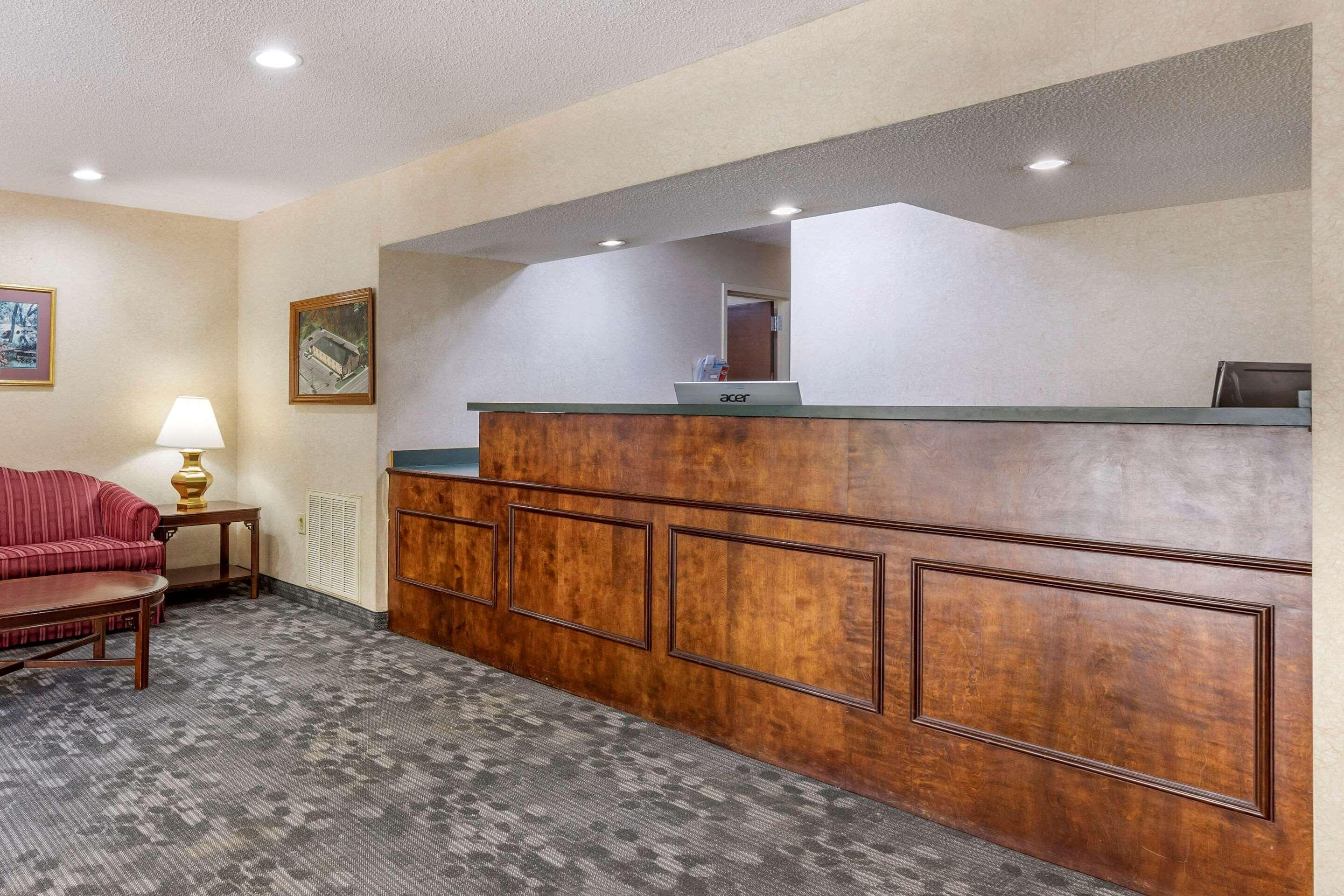 Econo Lodge St. Stephen Ngoại thất bức ảnh