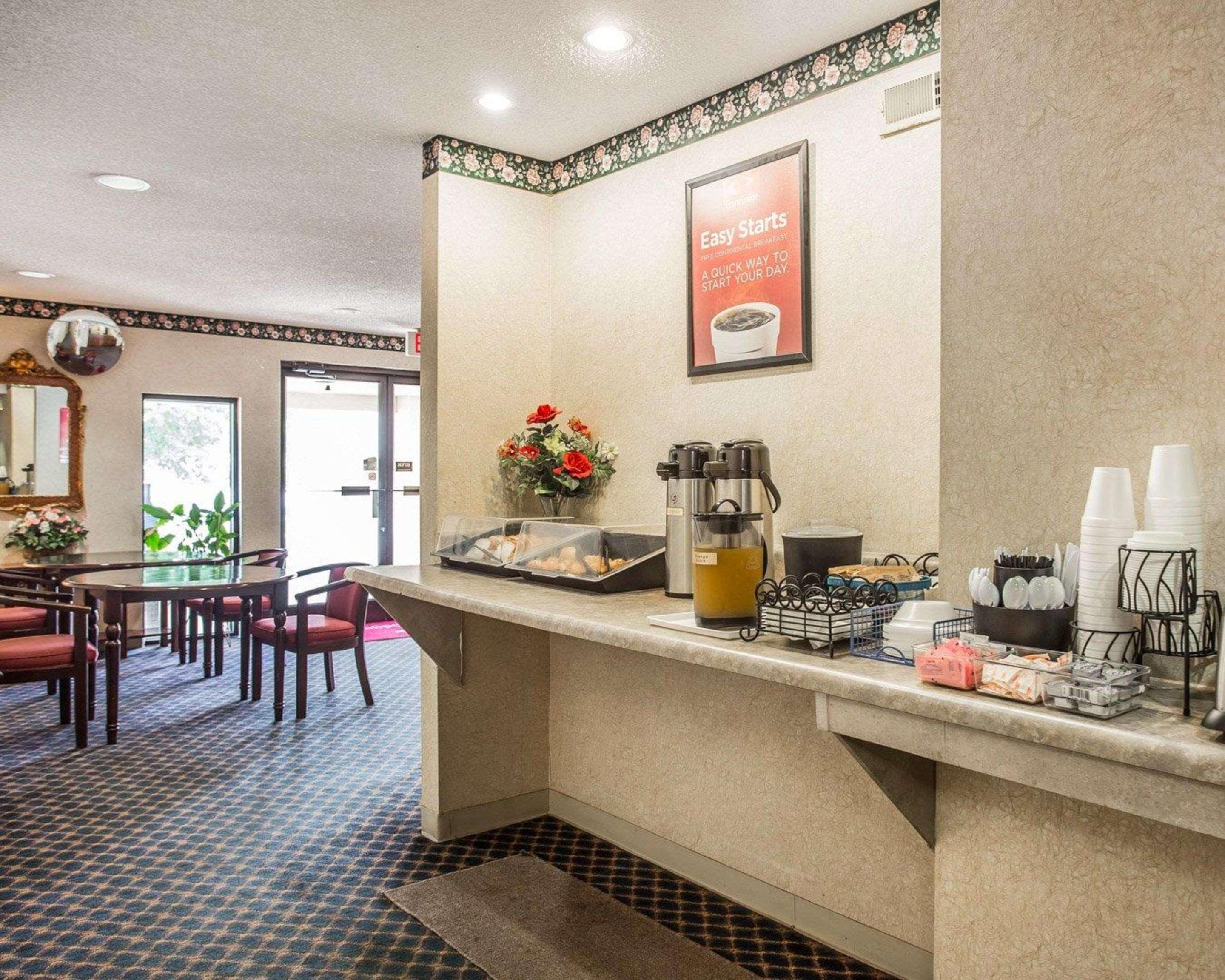 Econo Lodge St. Stephen Ngoại thất bức ảnh