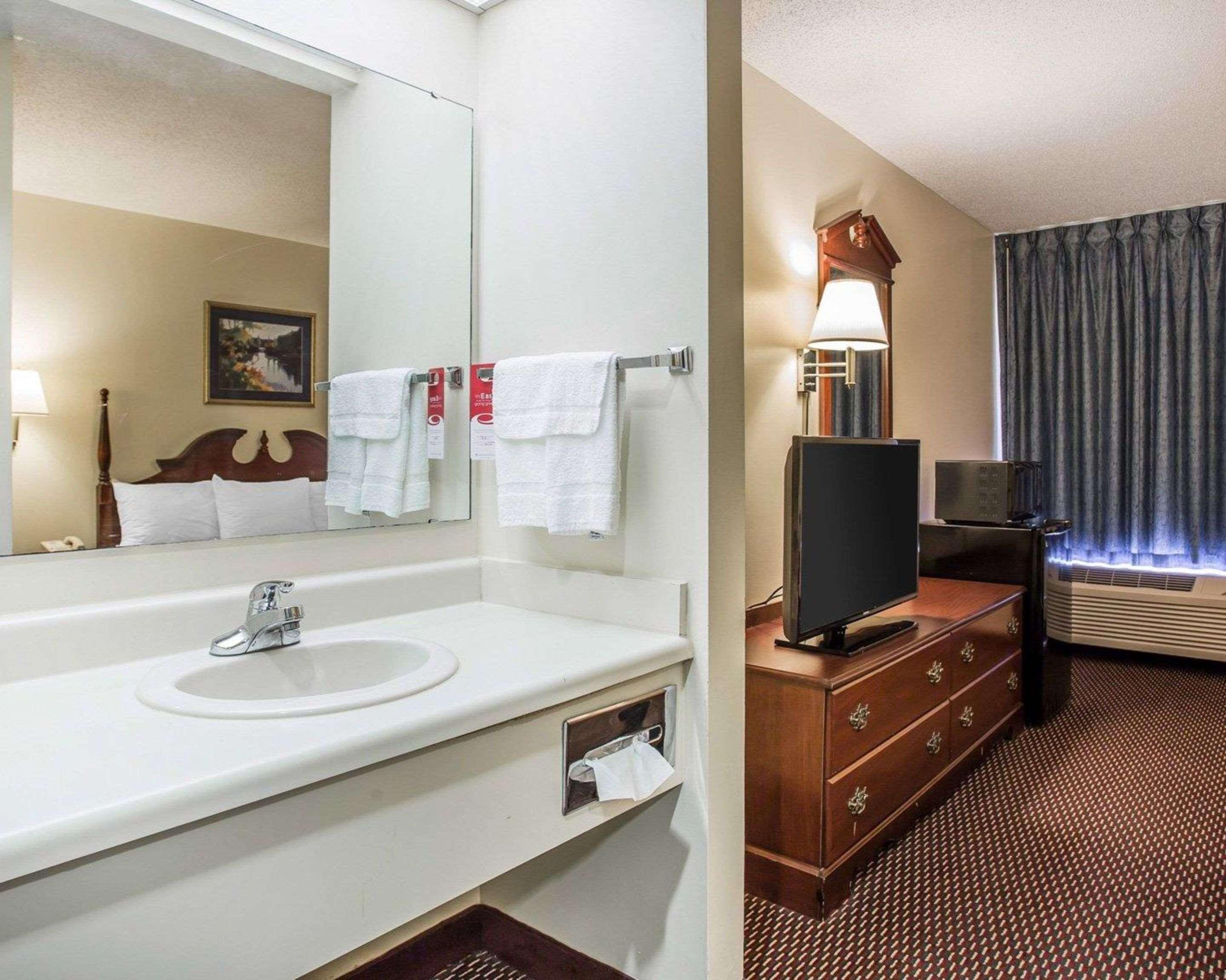 Econo Lodge St. Stephen Ngoại thất bức ảnh
